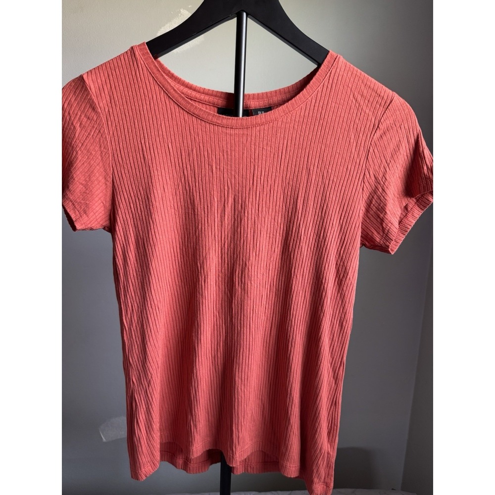 Rachel Zoe Los Angelos Crew Neck T-Shirt Size Medium‎ Coral/ Pink Ribbed